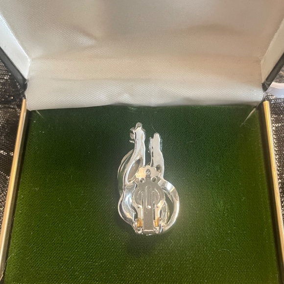 Vintage Aurora Borealis Style Crystal Clip-On Earrings - Picture 4 of 6